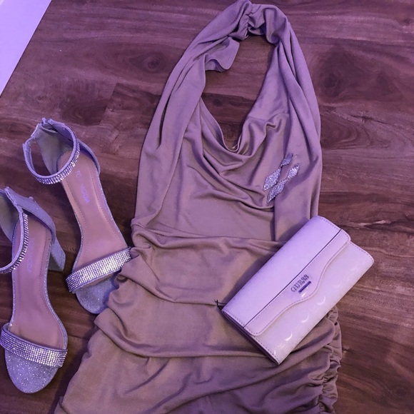 Sexy backless champagne halter top dress - Picture 4 of 4